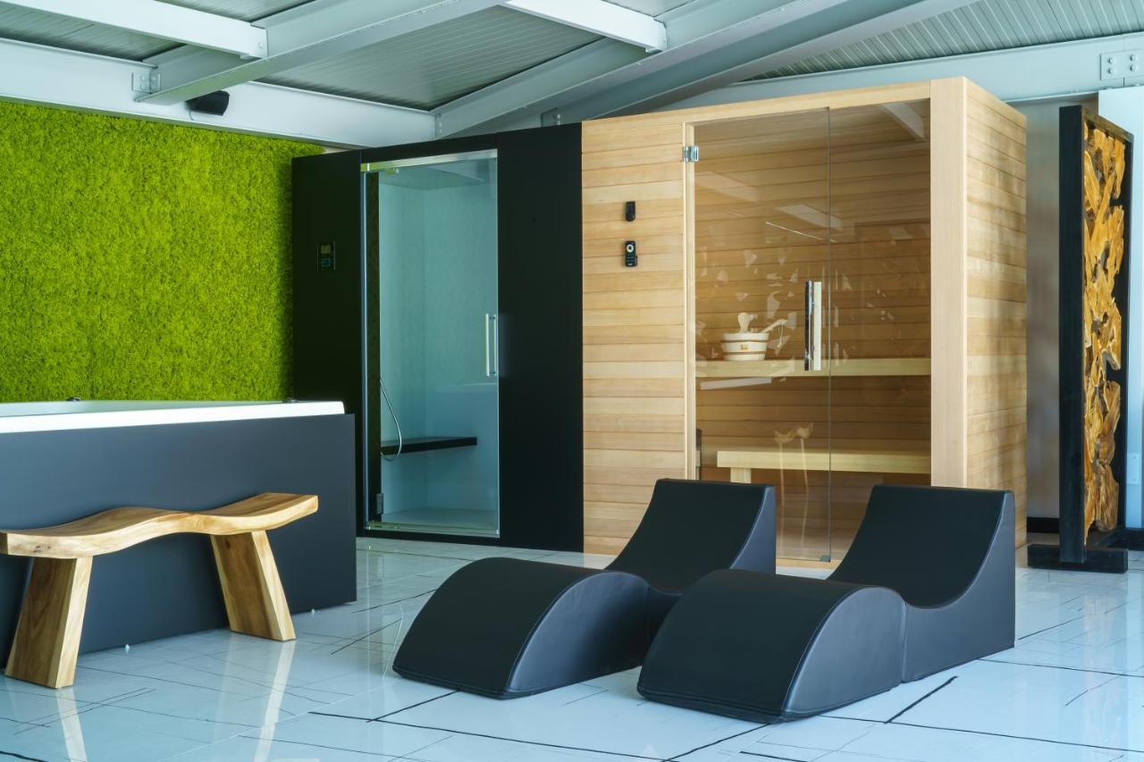 Villa Vittoria B&B - Wellness Terme di Miradolo Buitenkant foto
